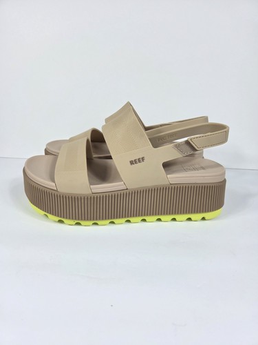 Reef water vista - water, tan